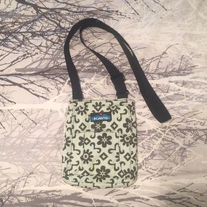 Kavu purse